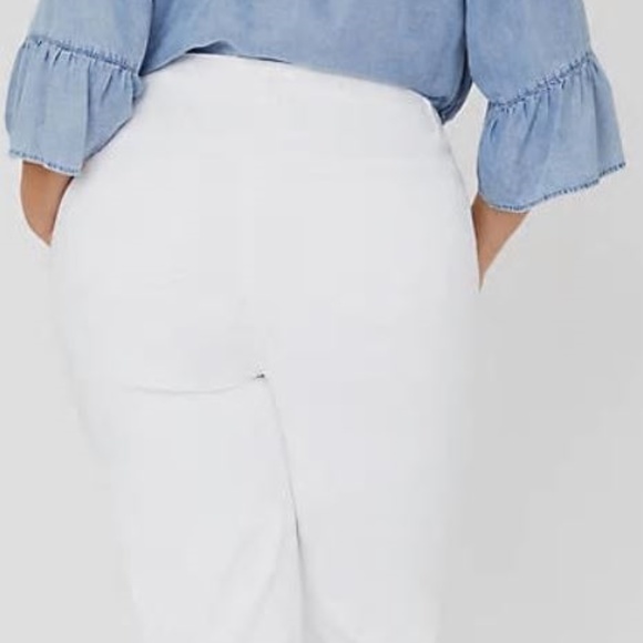 White Jean Capri Petite Plus 20WP - Picture 5 of 6